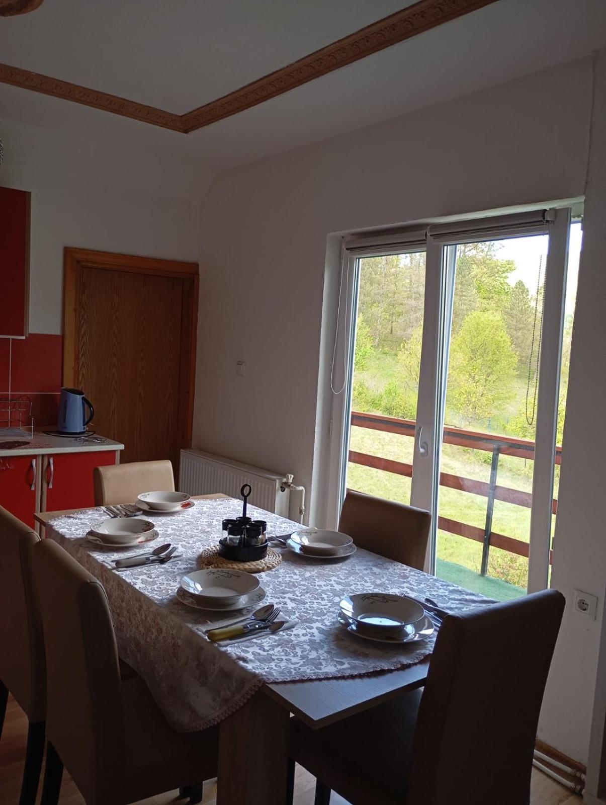 Apartman Denis Una Luzine ภายนอก รูปภาพ